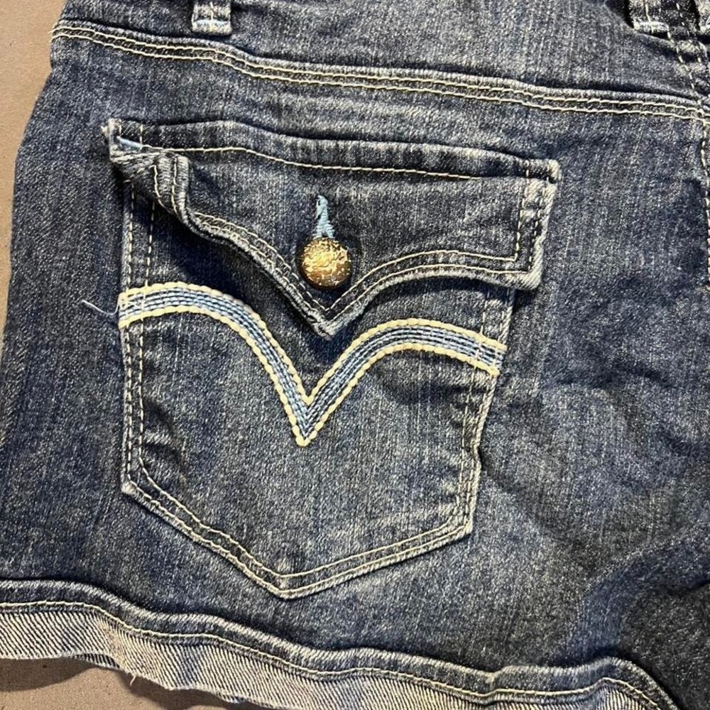 Levi's navy denim shorts Size 9 - Picture 8 of 8